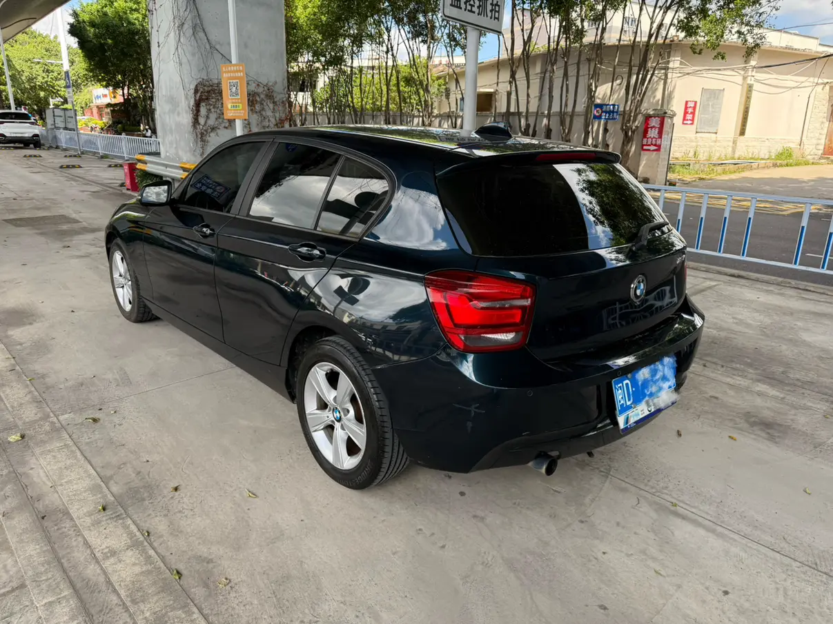 BMW 1 Series (imported)