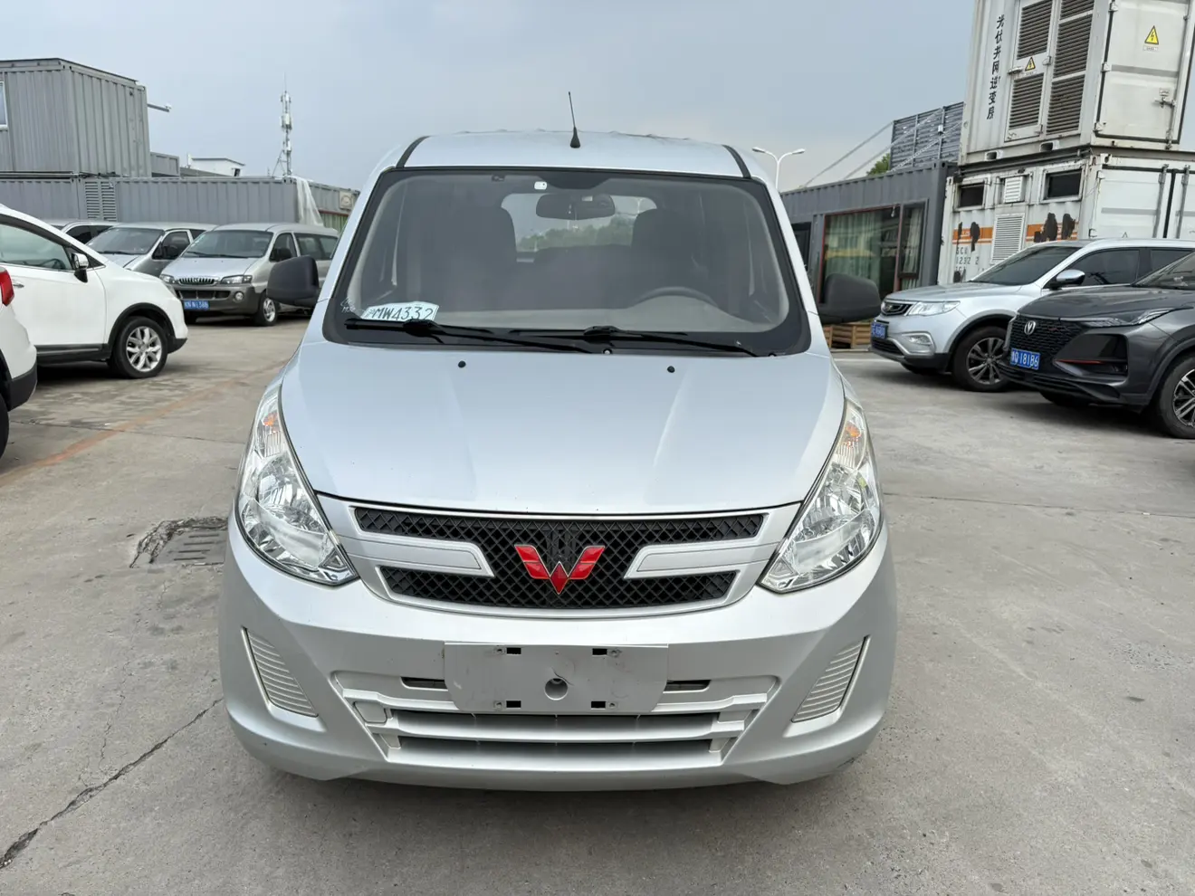 Wuling Rongguang V  из Китая