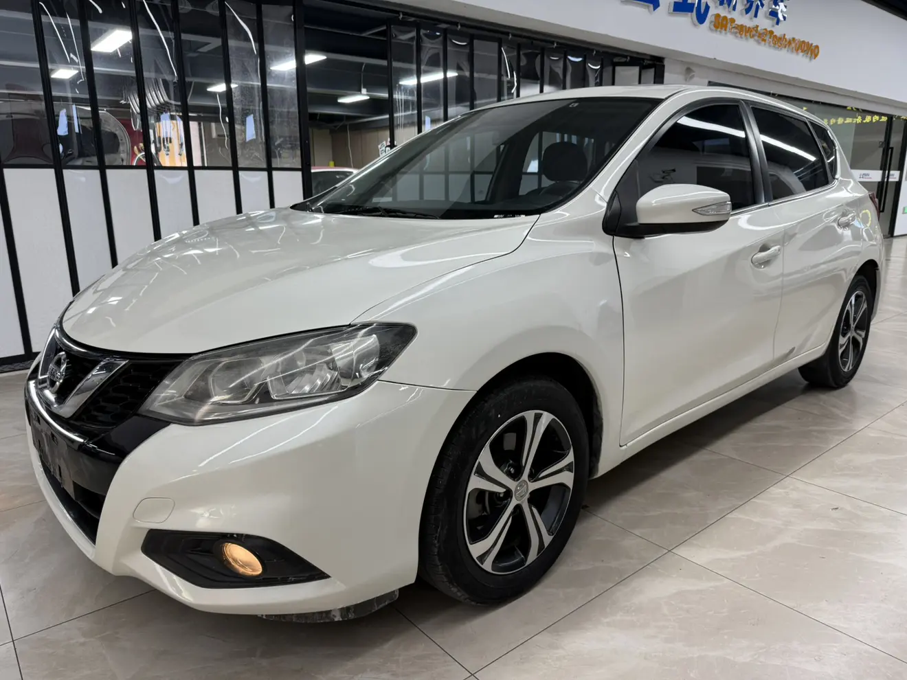 Nissan Tiida