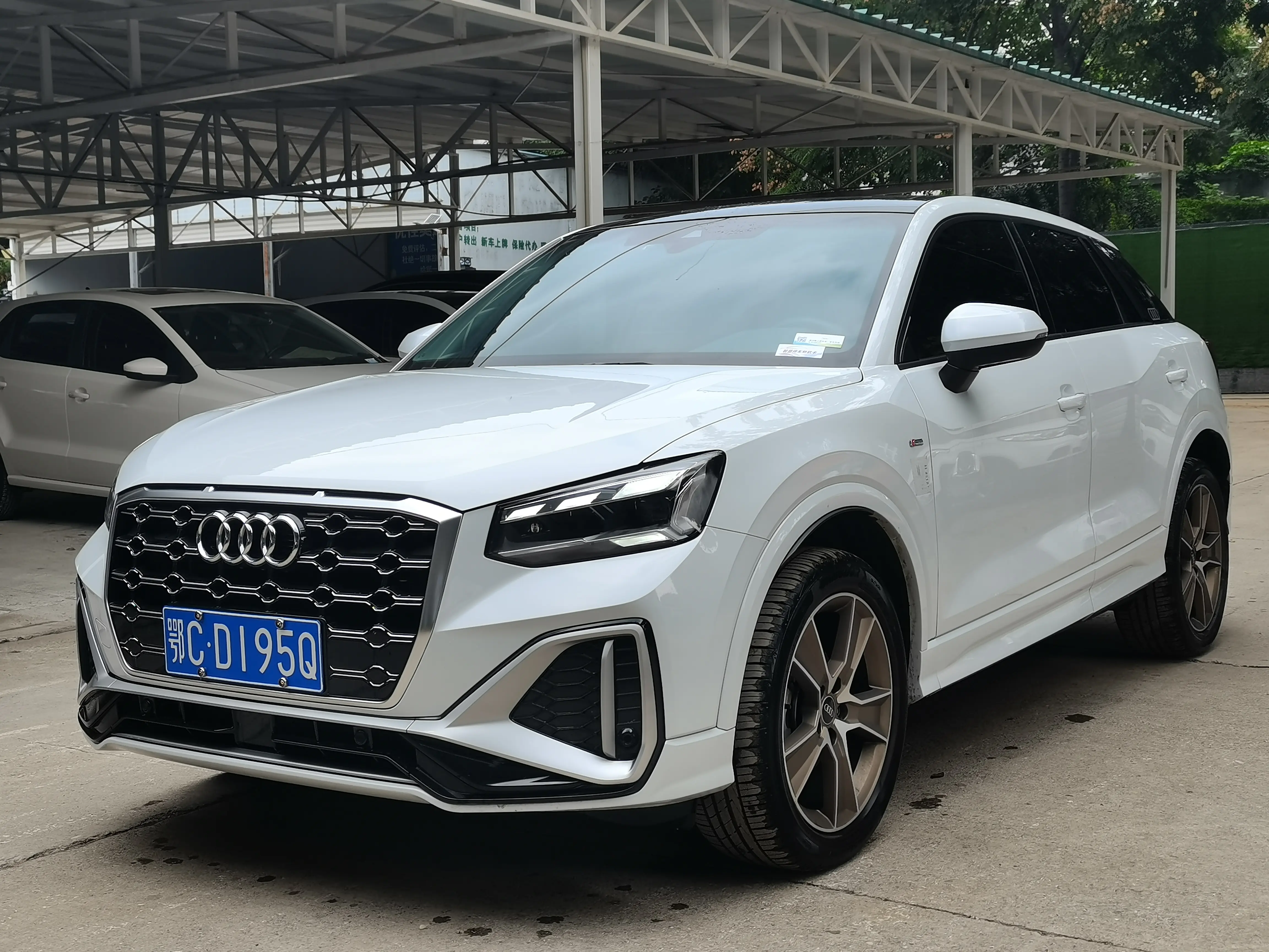 Audi Q2L