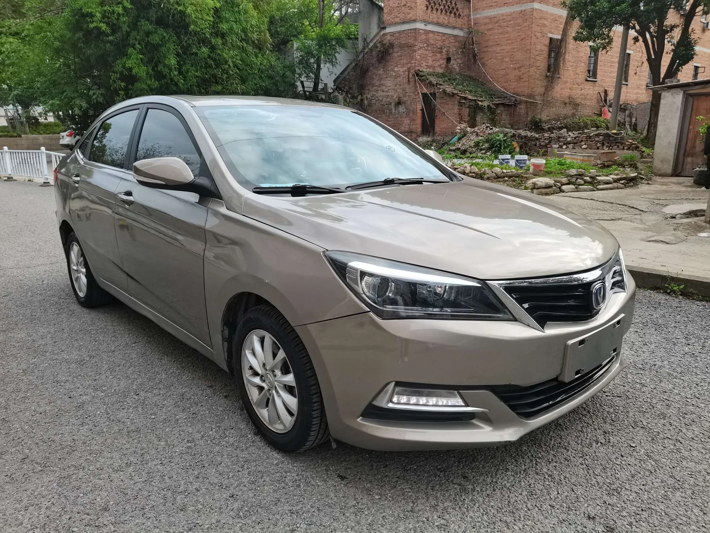 Changan Yuexiang V7