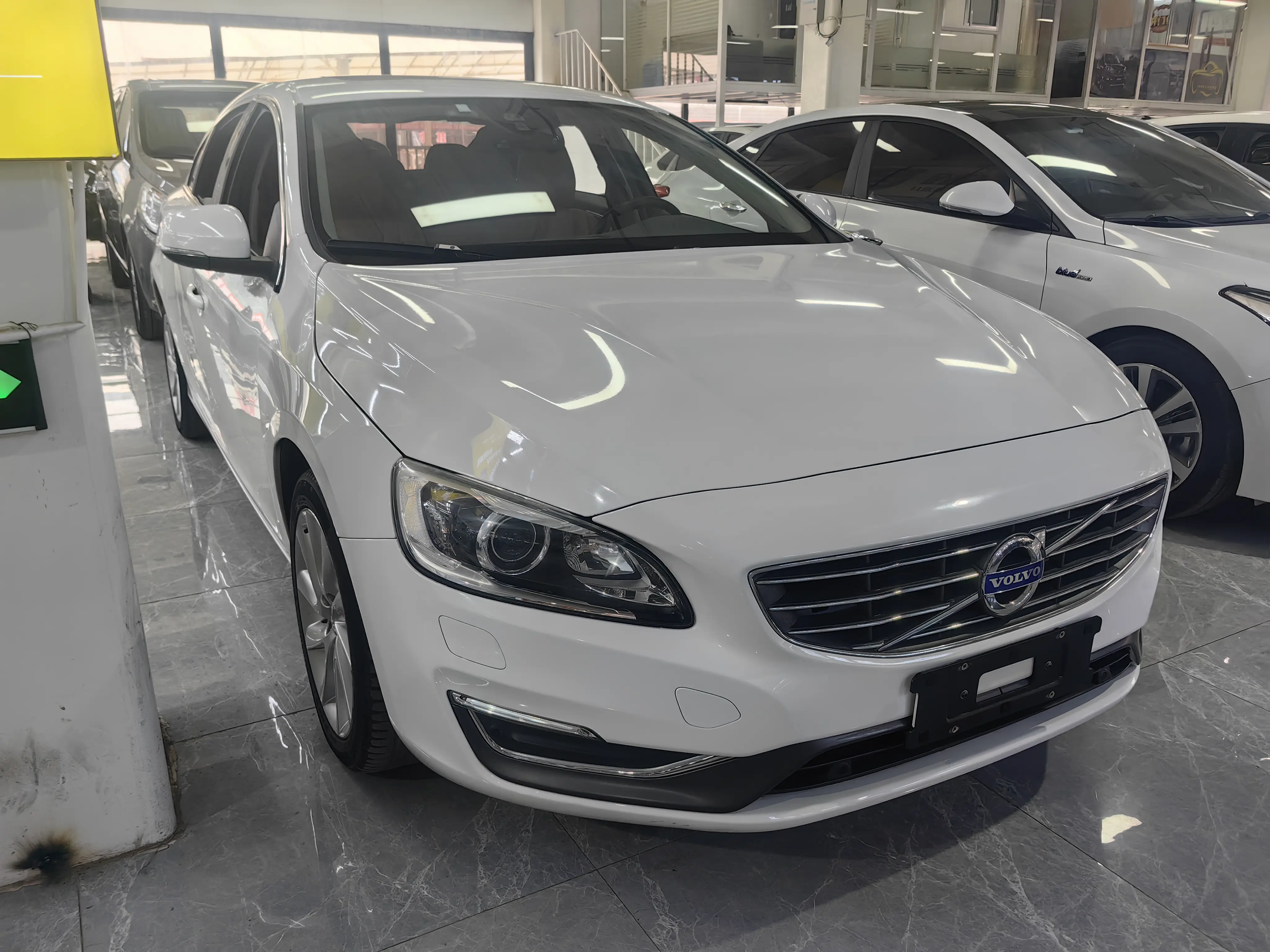 Volvo S60
