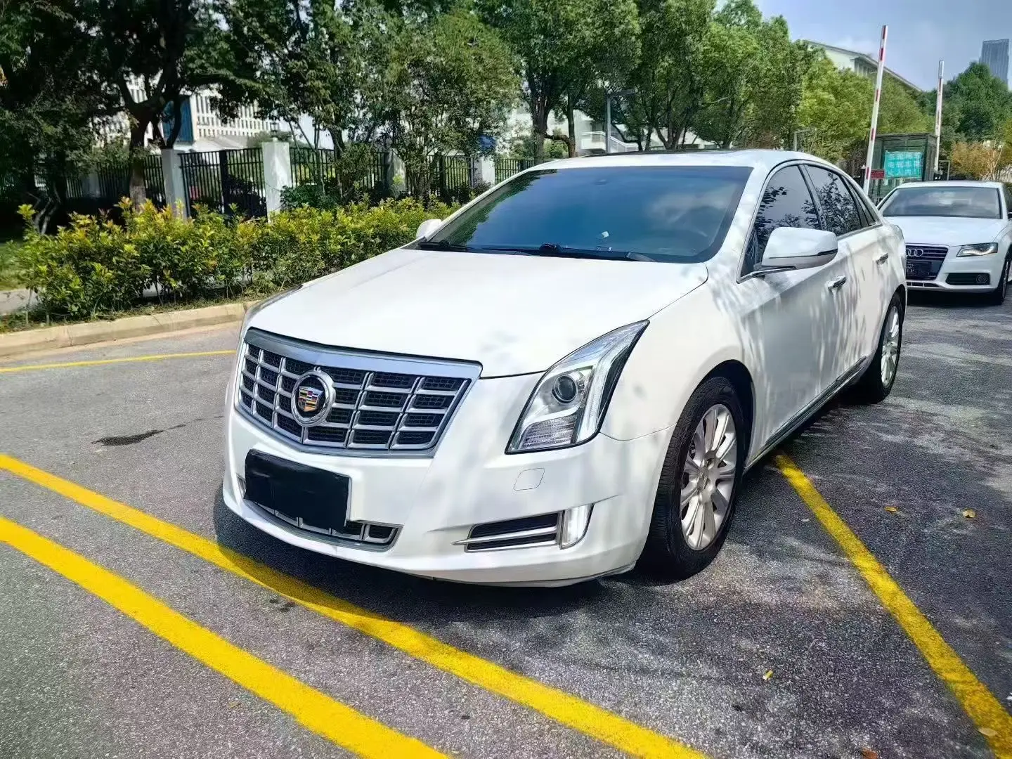 Cadillac XTS