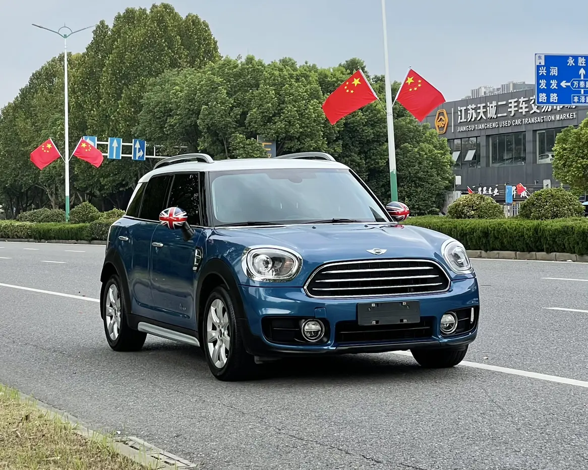 MINI COUNTRYMAN