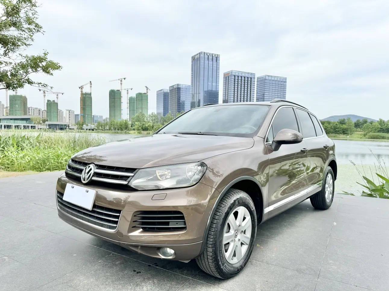 Volkswagen Touareg  из Китая