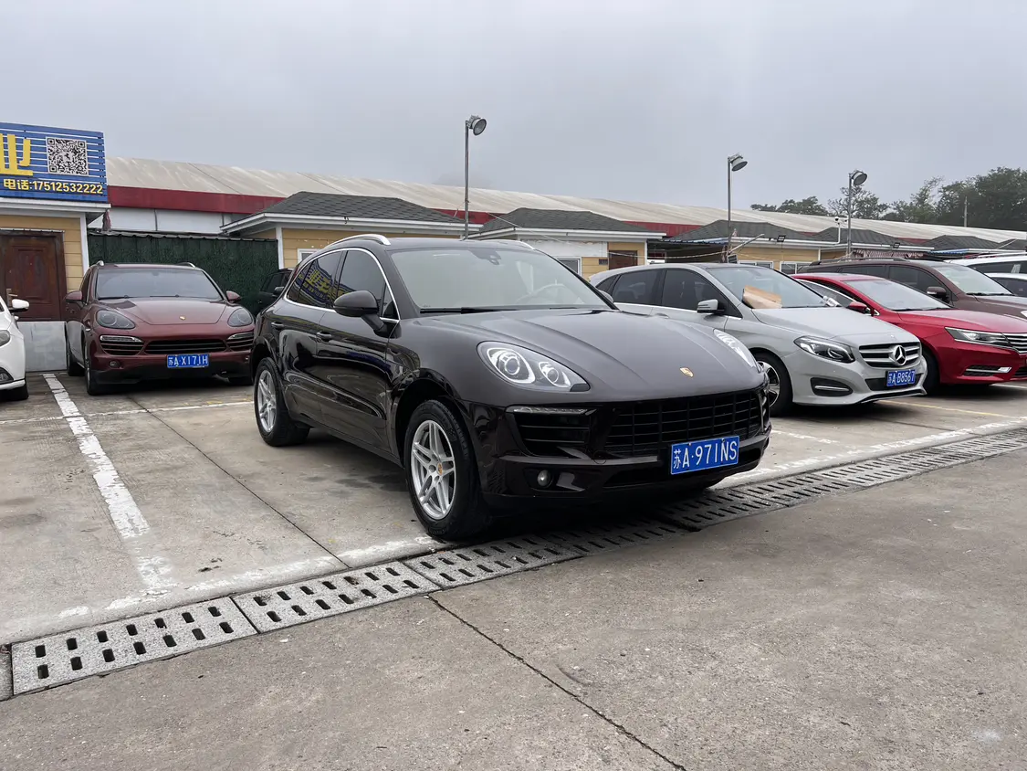 Porsche Macan