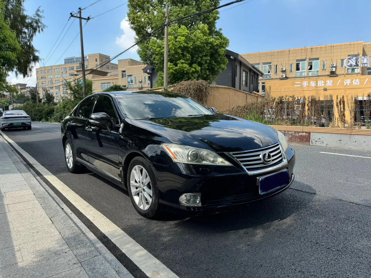 Lexus ES