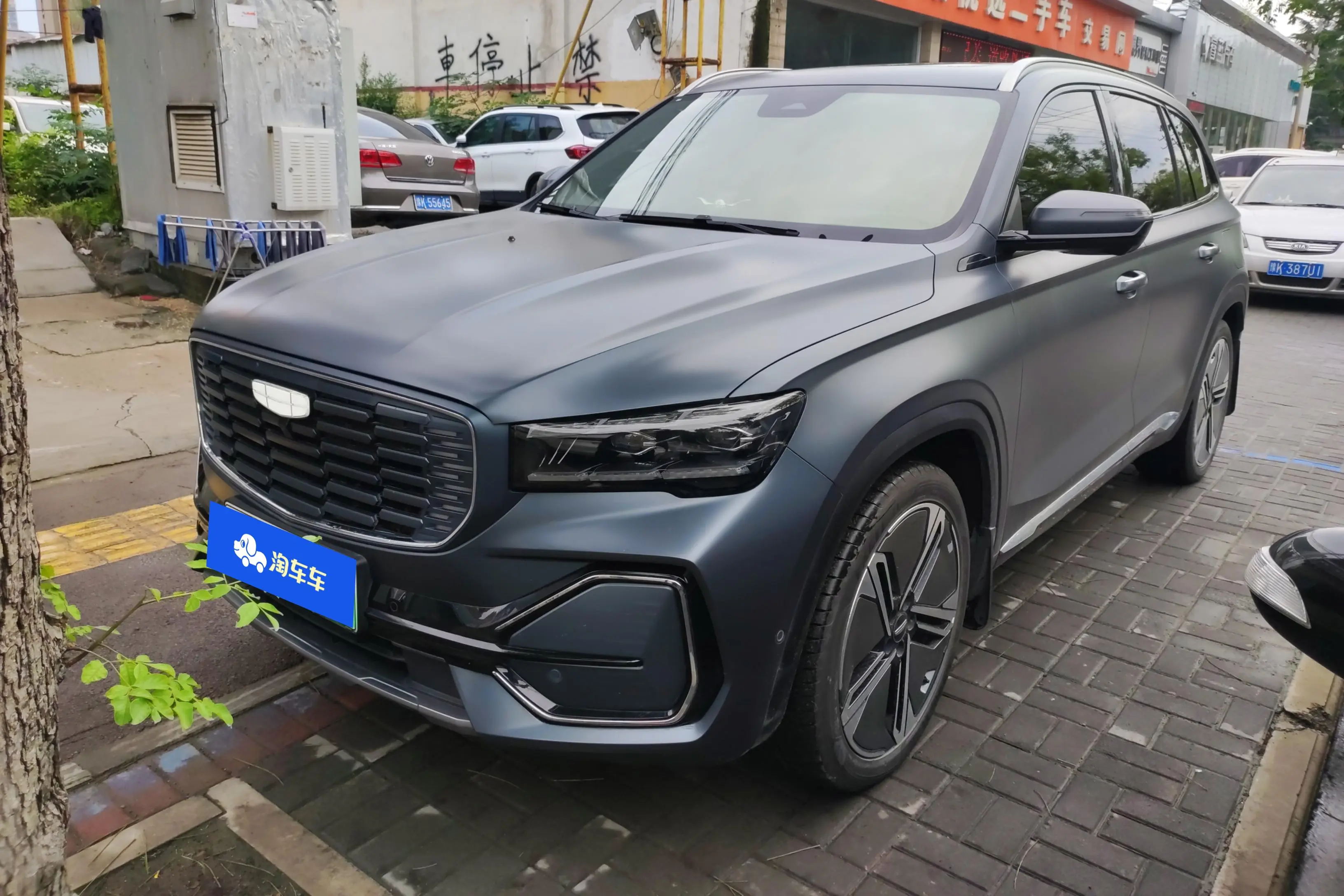 Купить автомобиль Geely Monjaro (extended range electric version) (Xingyue L extended range electric version) (Geely Monjaro (extended range electric version)) из Китая с доставкой