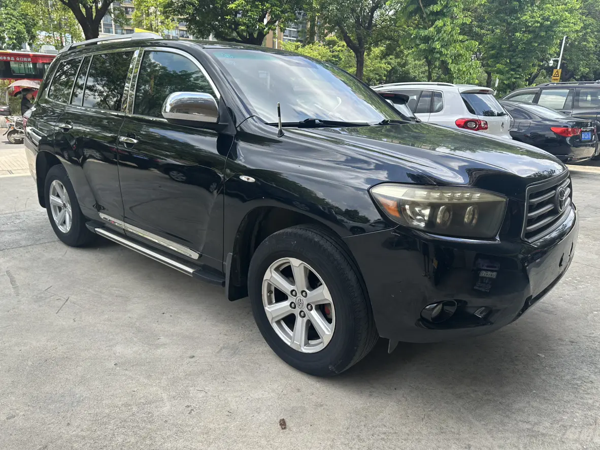 Toyota Highlander  из Китая