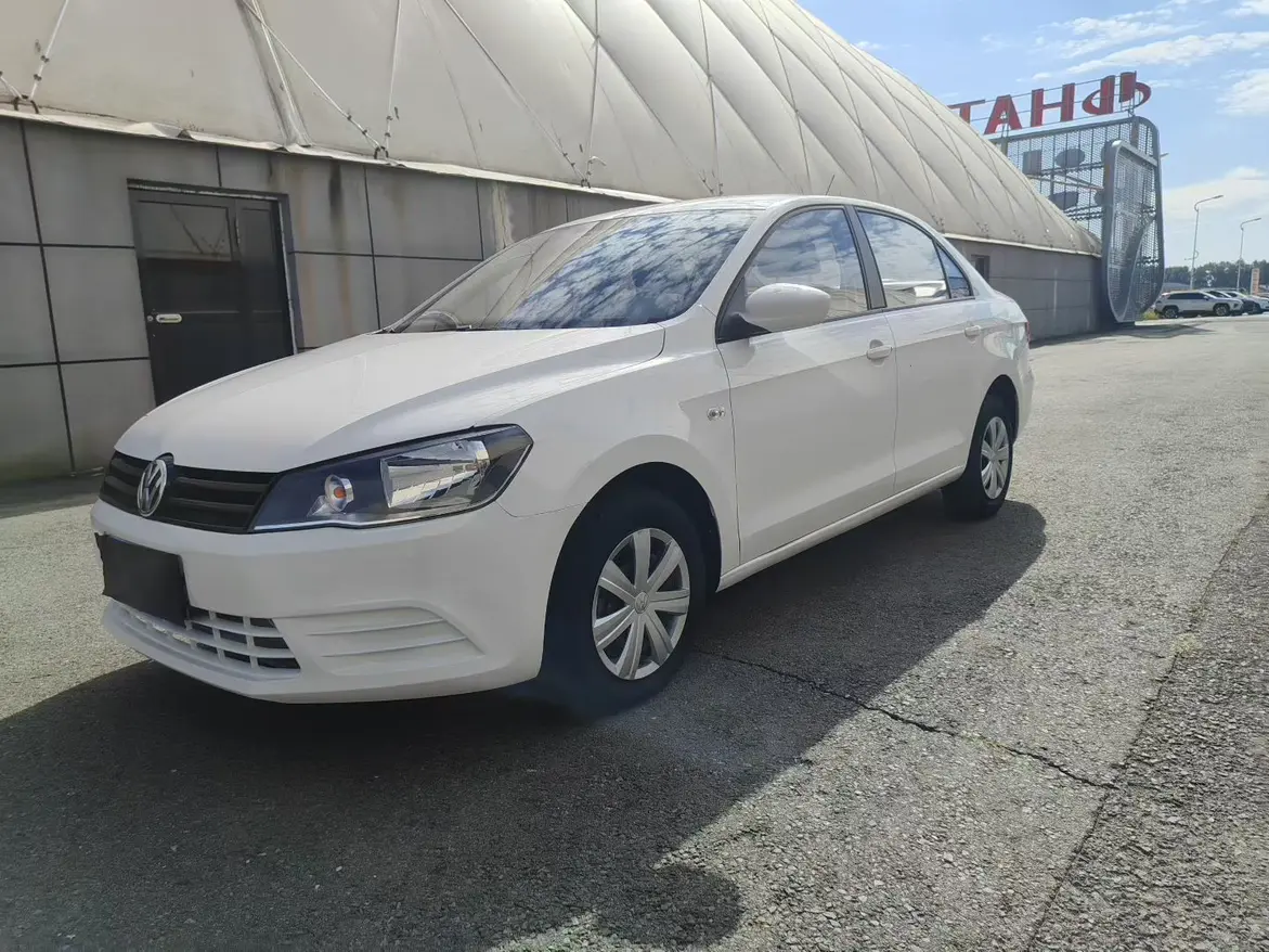 Volkswagen Jetta  из Китая