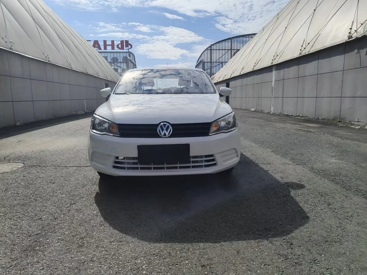 Volkswagen Jetta  из Китая