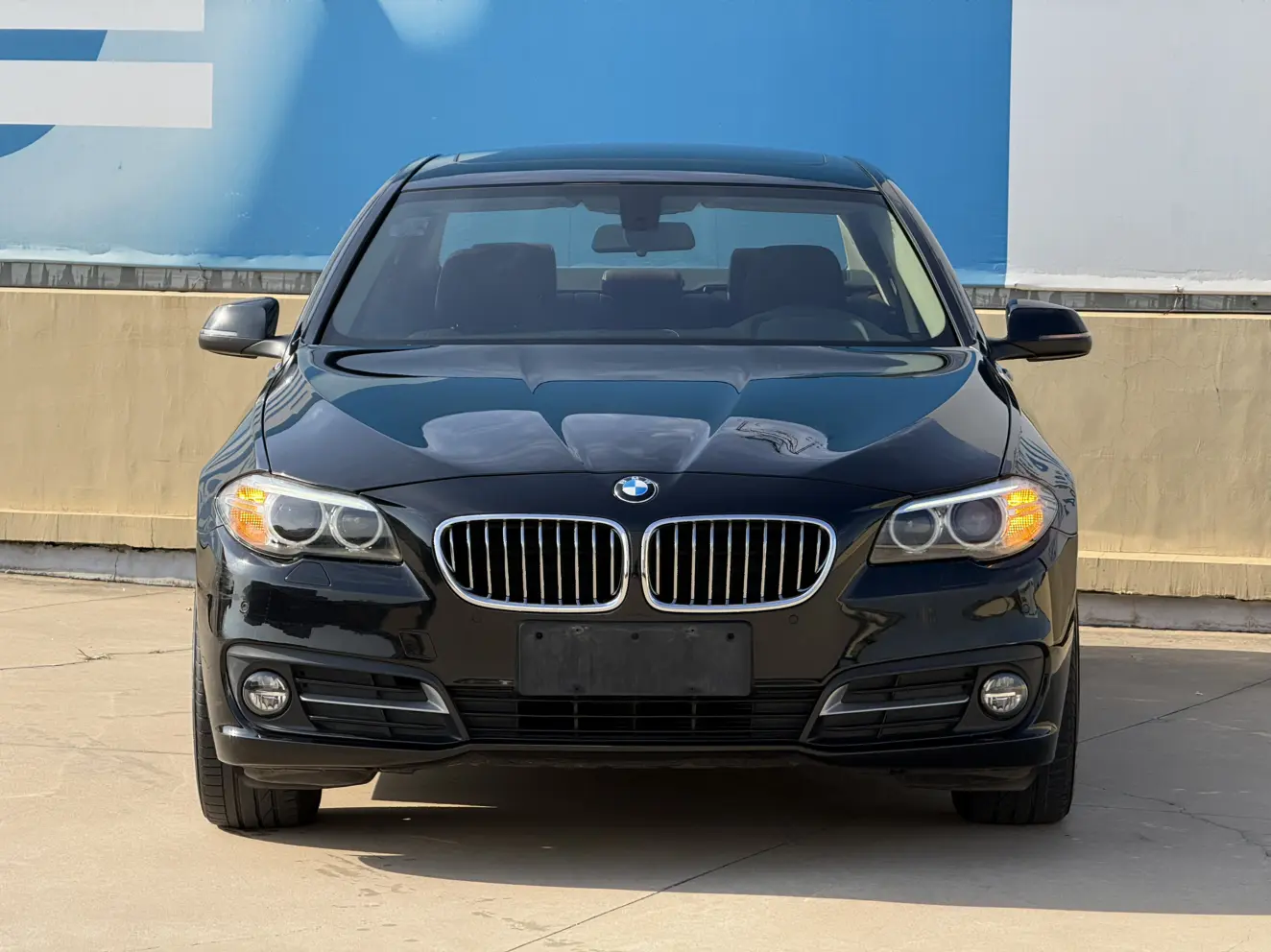 BMW 5 Series  из Китая