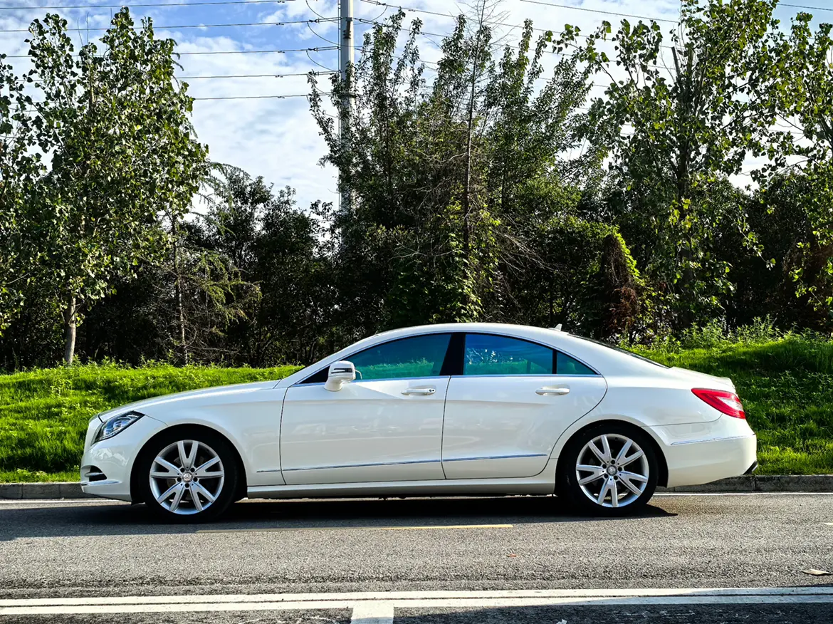 Mercedes-Benz Mercedes Benz CLS