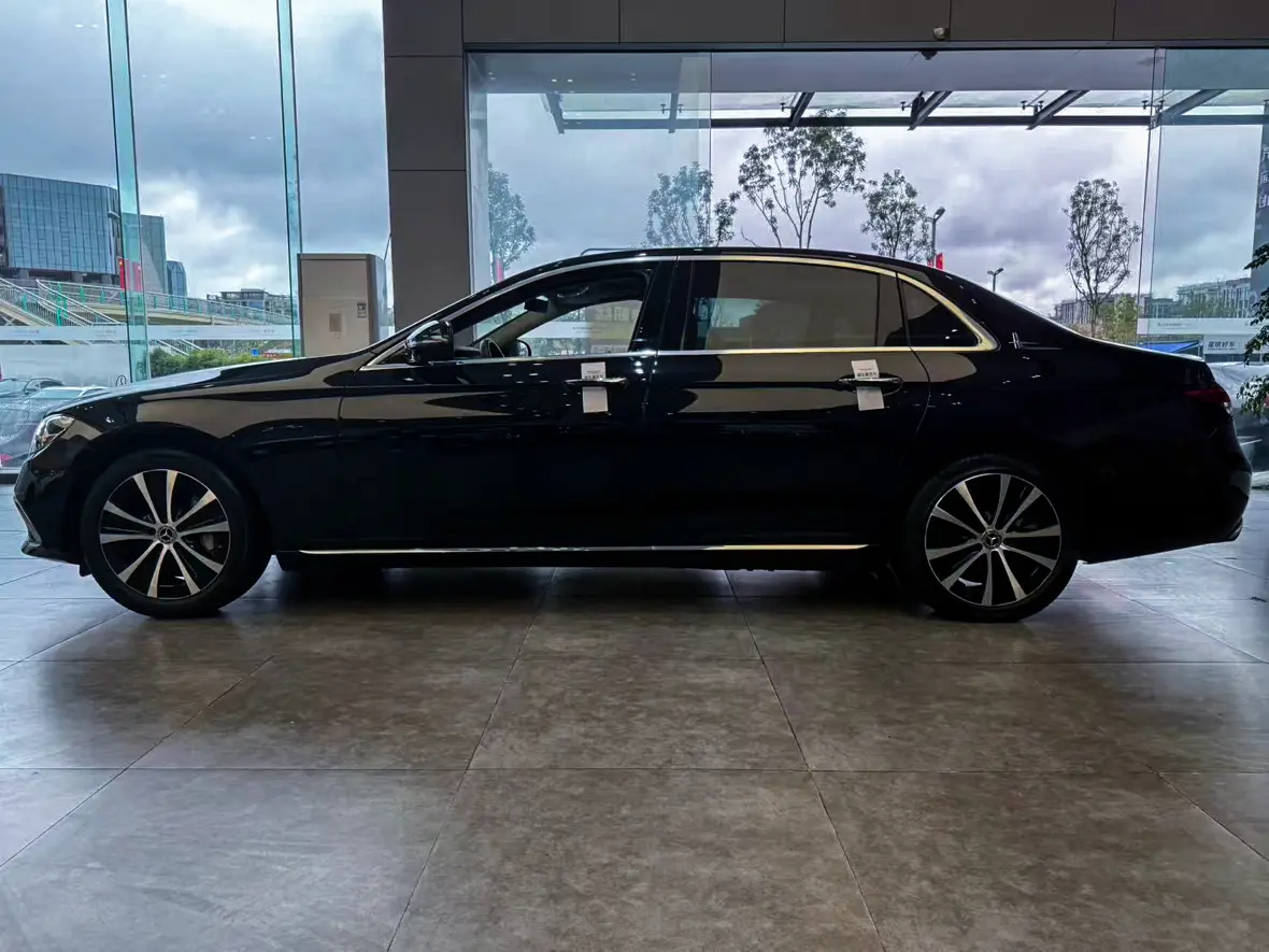 Mercedes-Benz E-Class PHEV