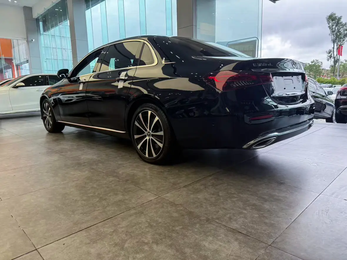 Mercedes-Benz E-Class PHEV