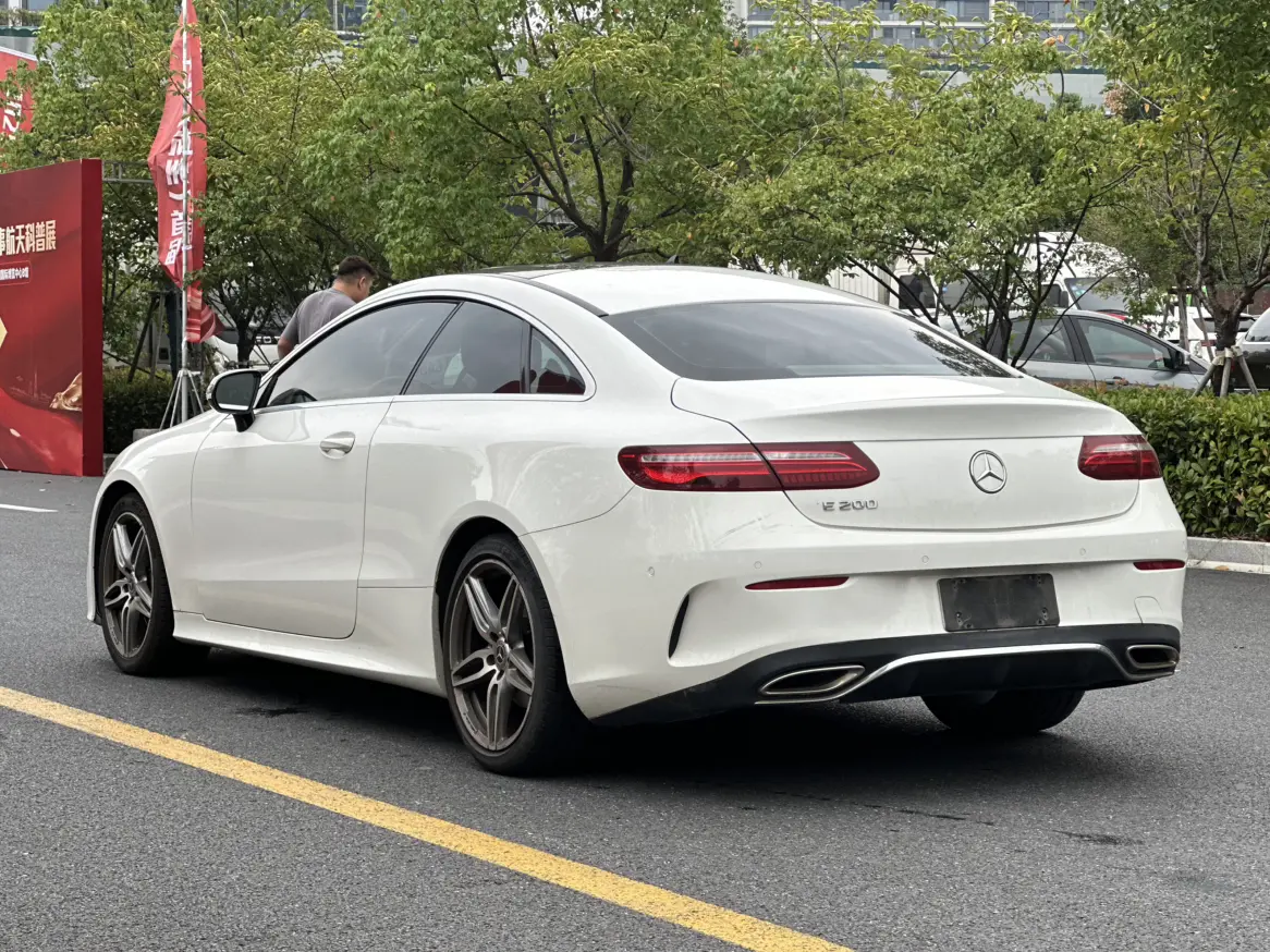 Mercedes-Benz E-Class (imported)