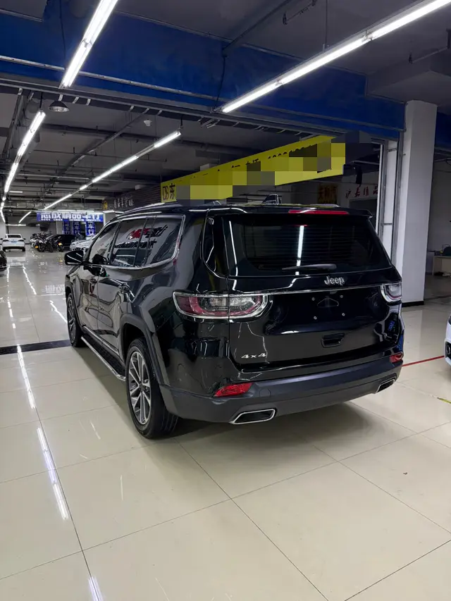 Jeep Grand commander