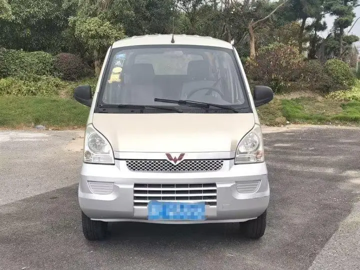 Wuling Rongguang  из Китая