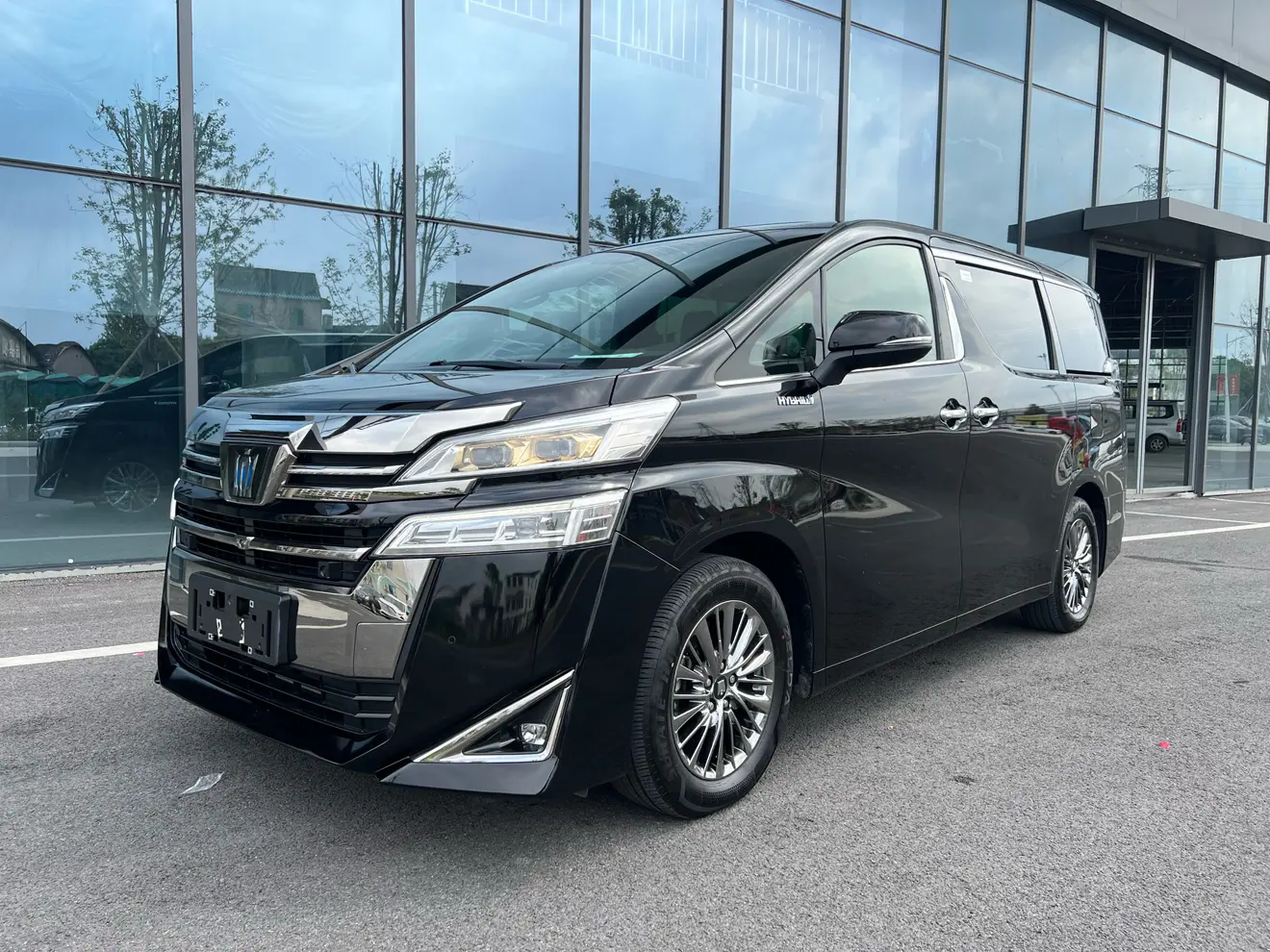 Toyota Crown Wellfire