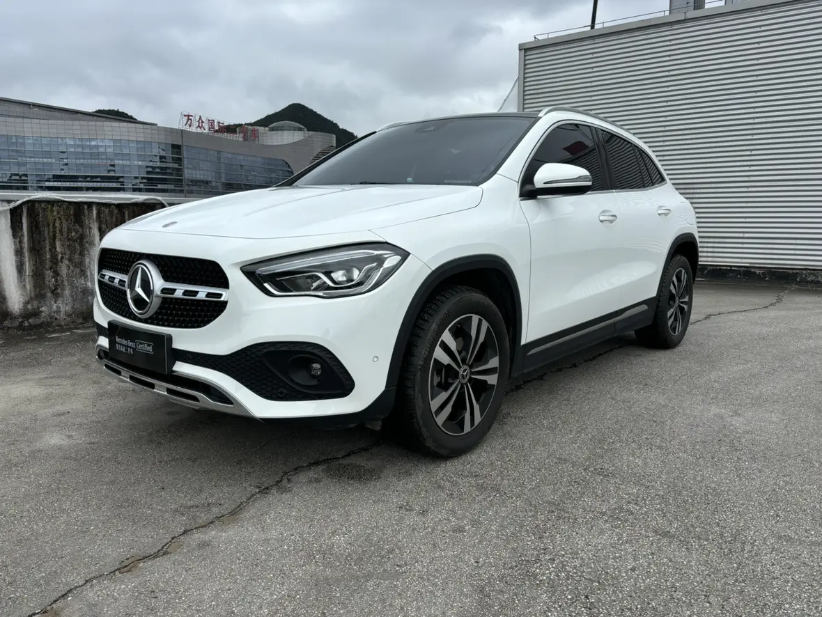 Mercedes-Benz GLA