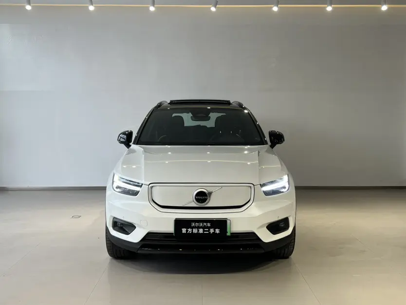 Volvo XC40 EV