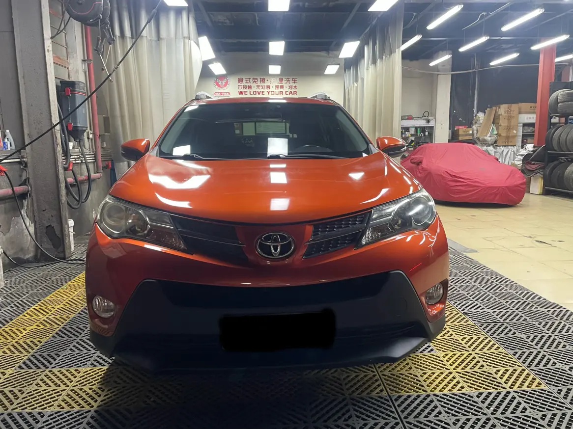 Toyota RAV4  из Китая
