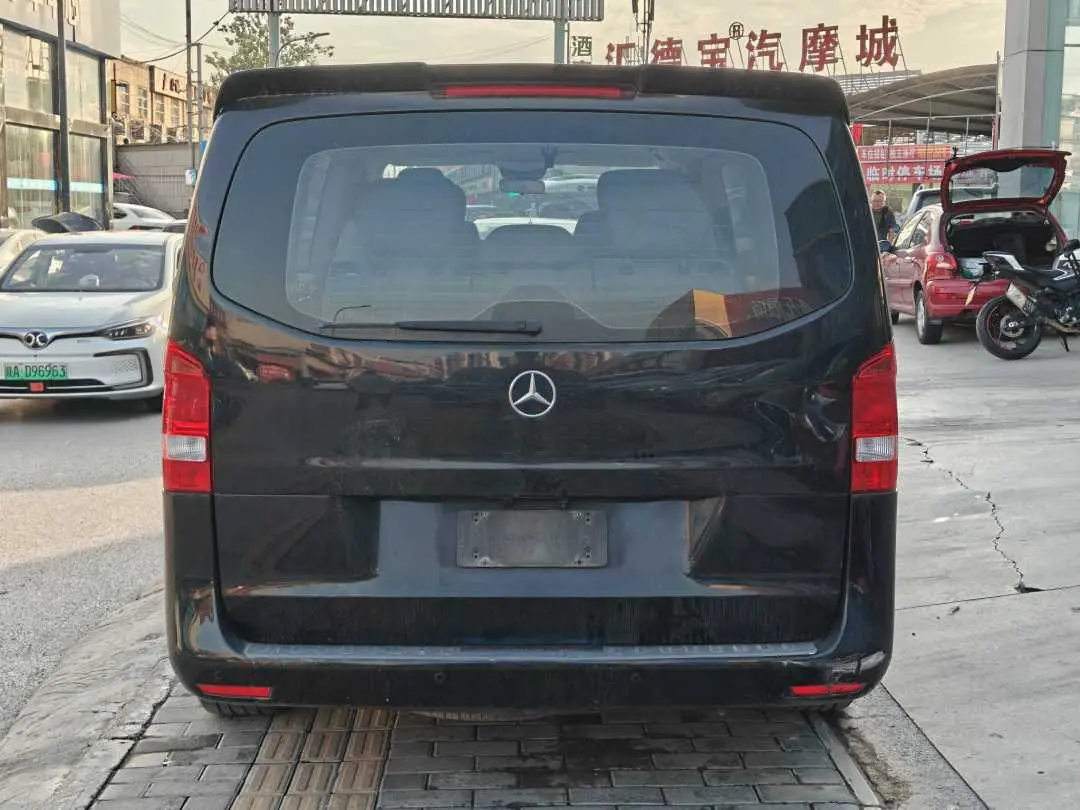 Mercedes-Benz Vito
