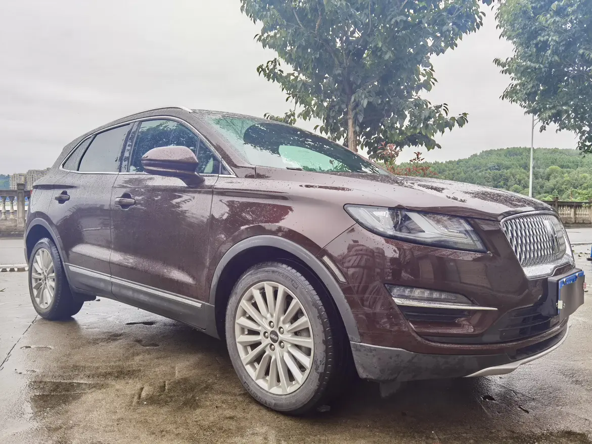 Lincoln MKC