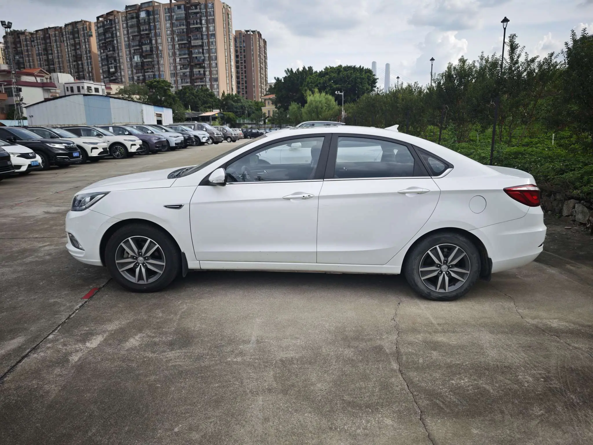 Changan Eado PHEV