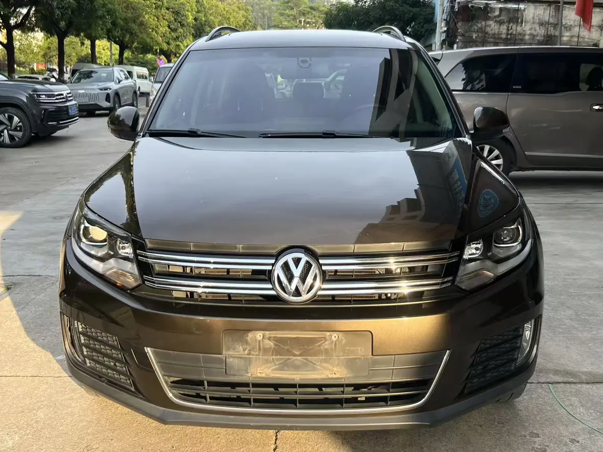 Volkswagen Tiguan  из Китая