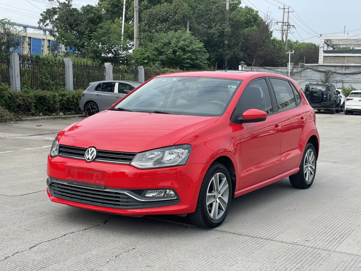 Volkswagen Polo  из Китая