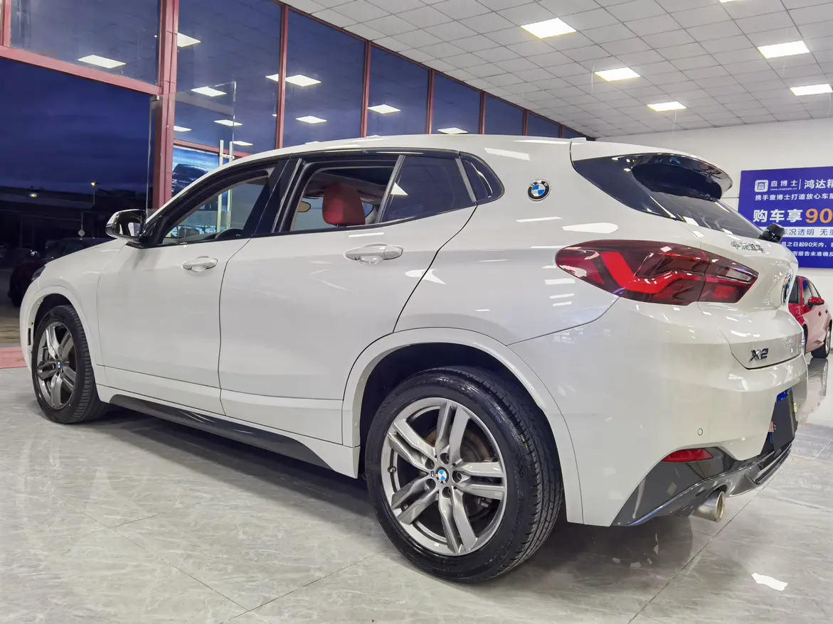 BMW X2