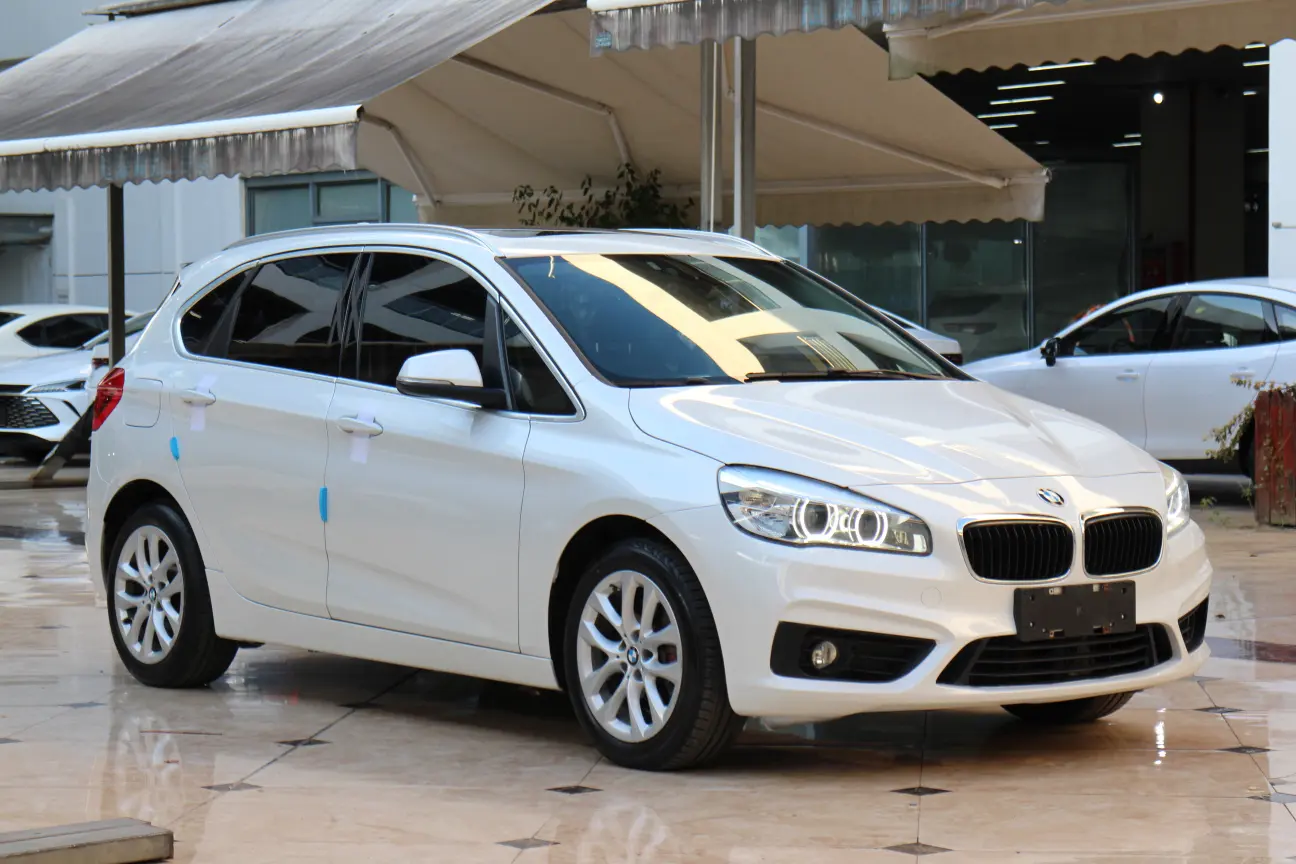 BMW 2 series station wagon