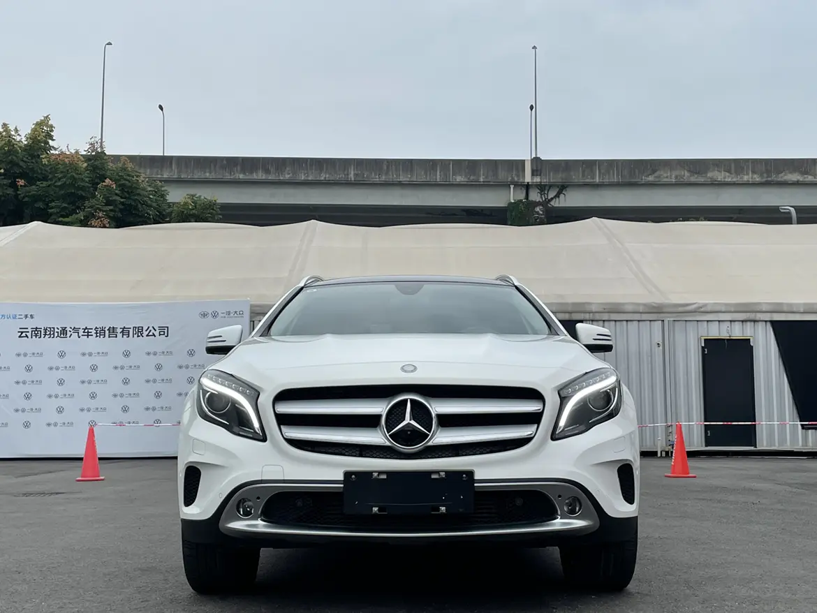 Mercedes-Benz GLA