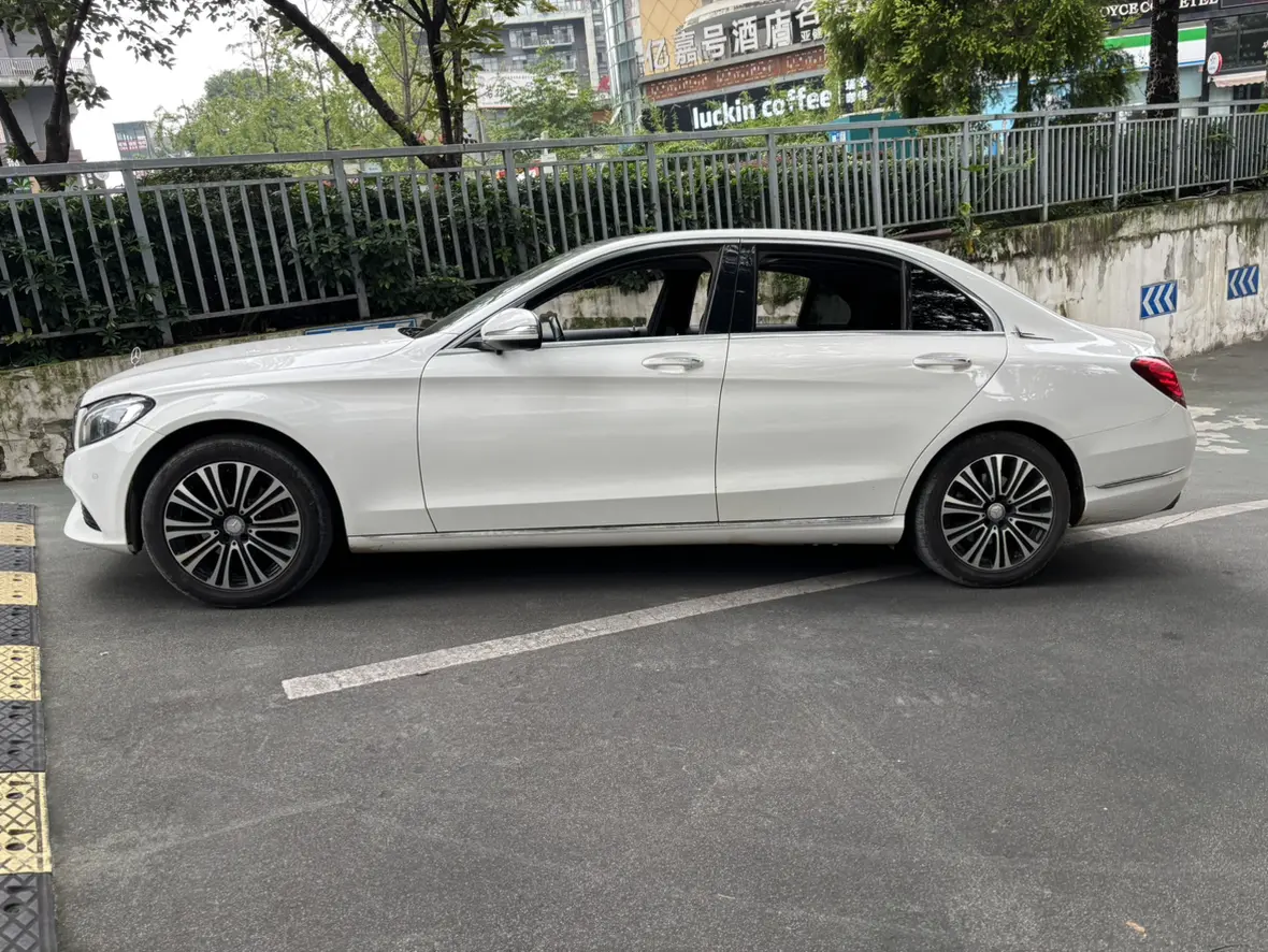 Mercedes-Benz Mercedes Benz C Class