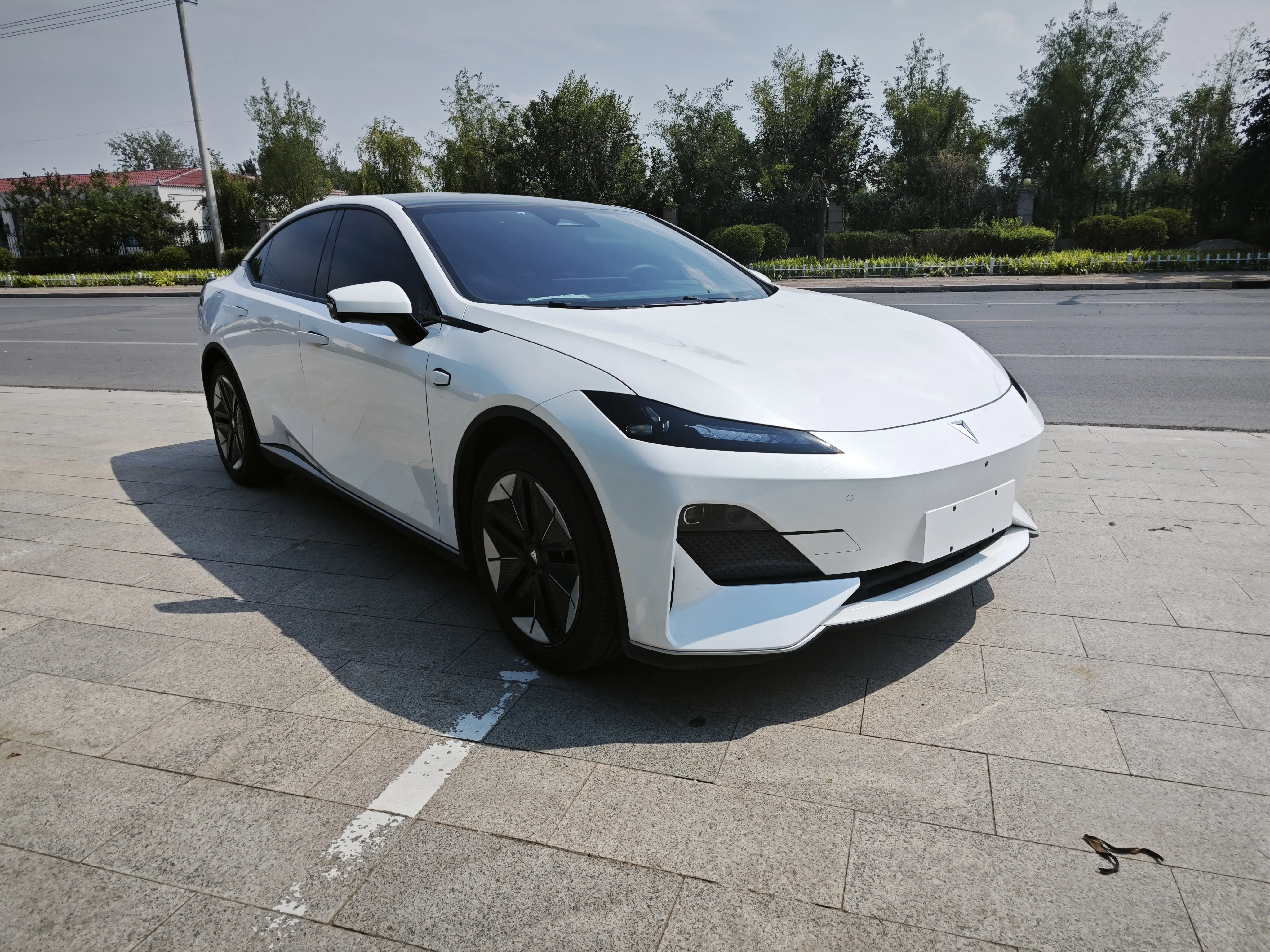 Deepal Dark blue SL03