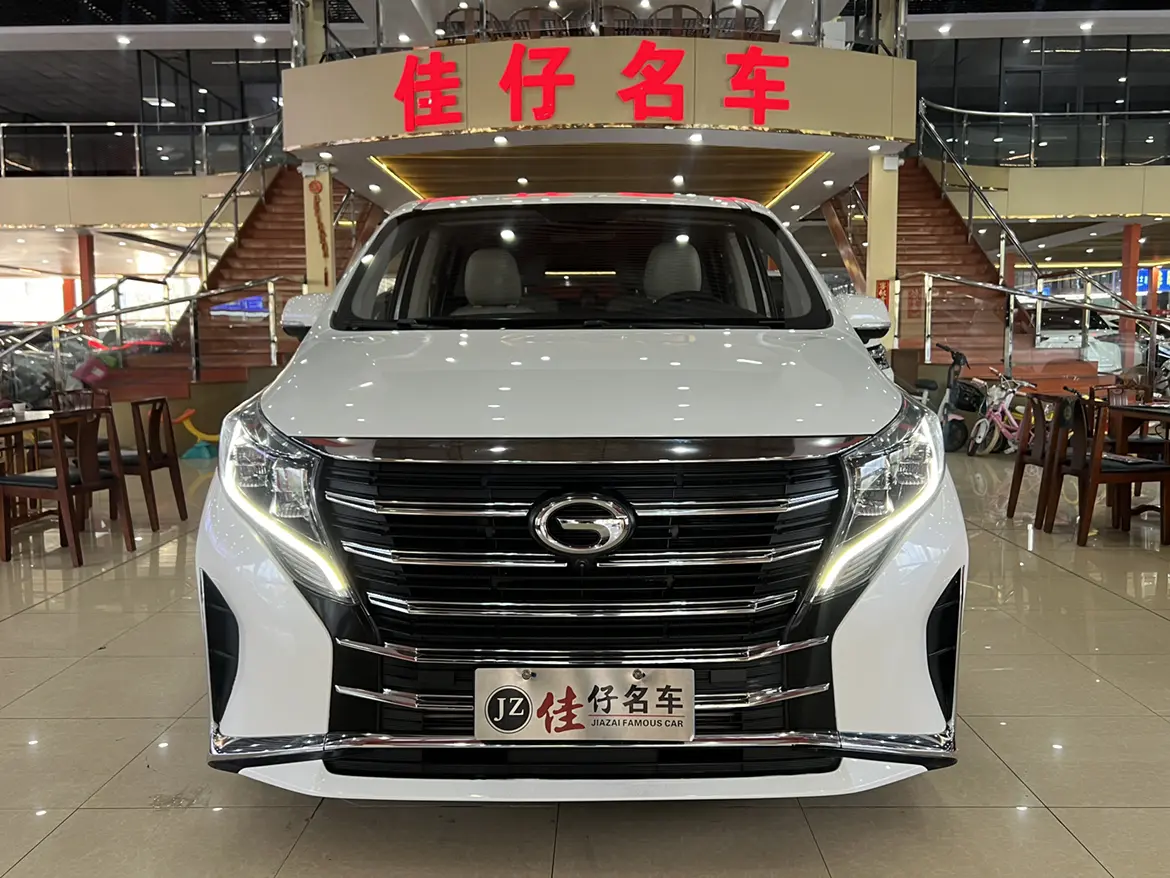 GAC Trumpchi M8  из Китая