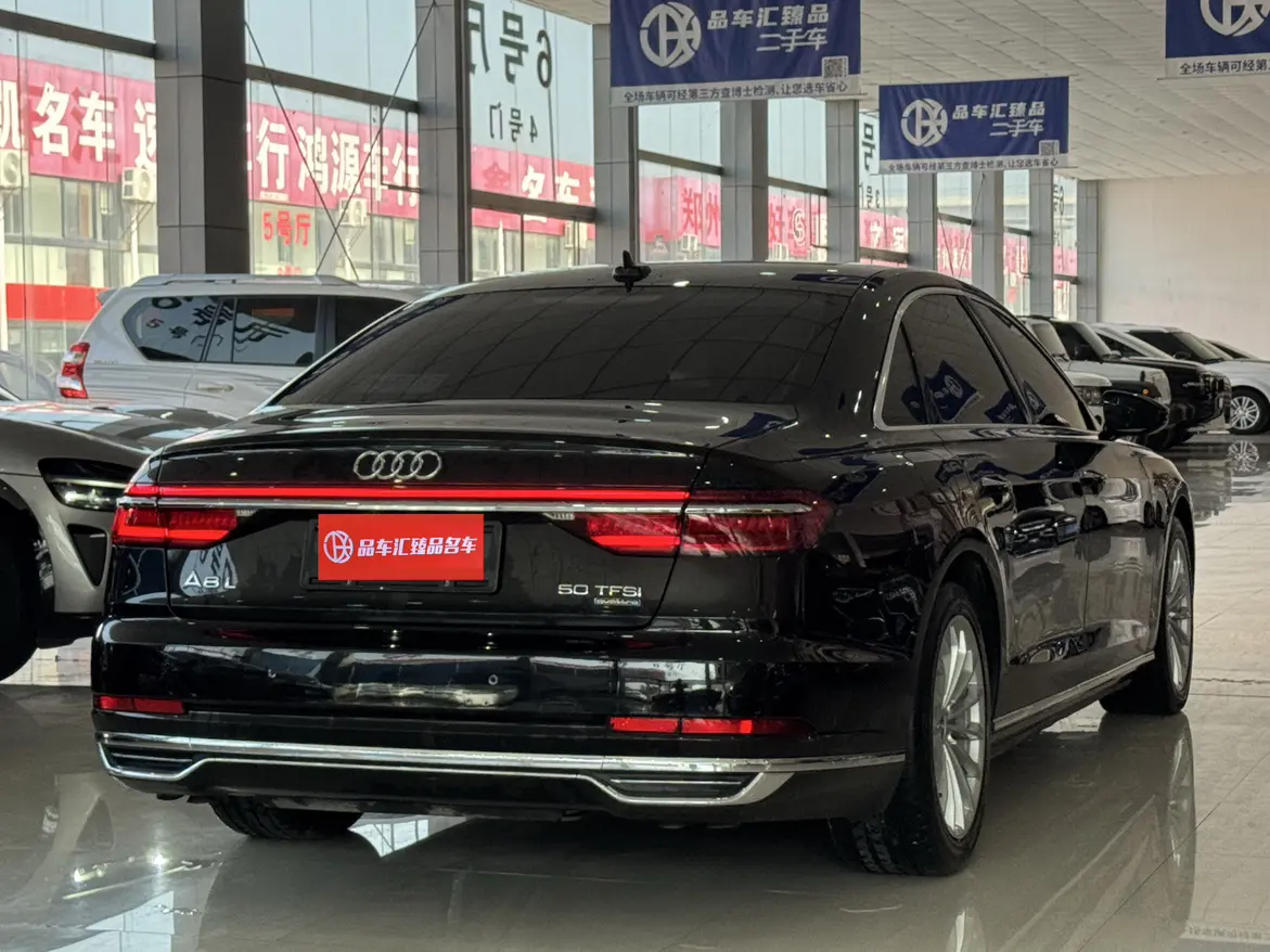 Audi A8