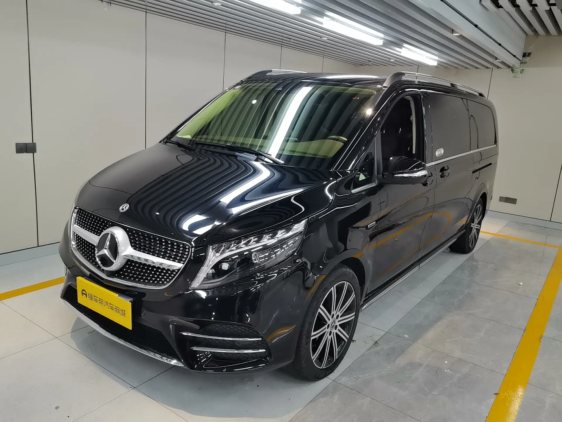 Mercedes-Benz Mercedes Benz V Class