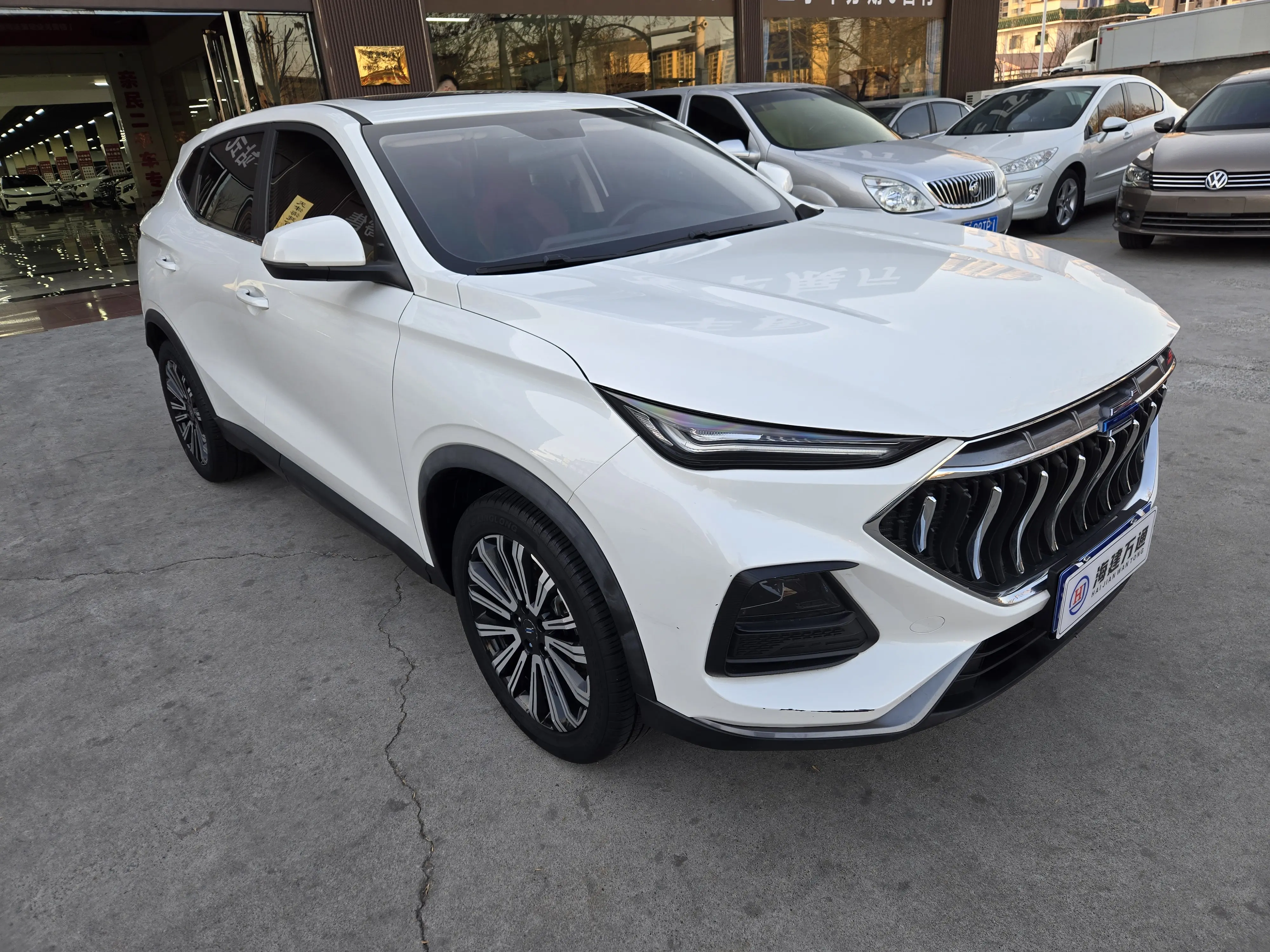 Oshan Changan Auchan X5