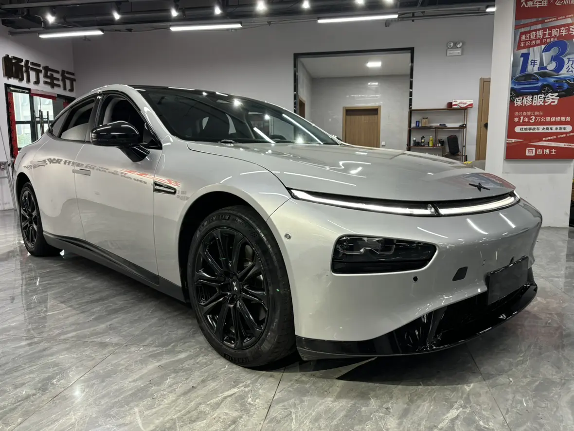 Xpeng P7