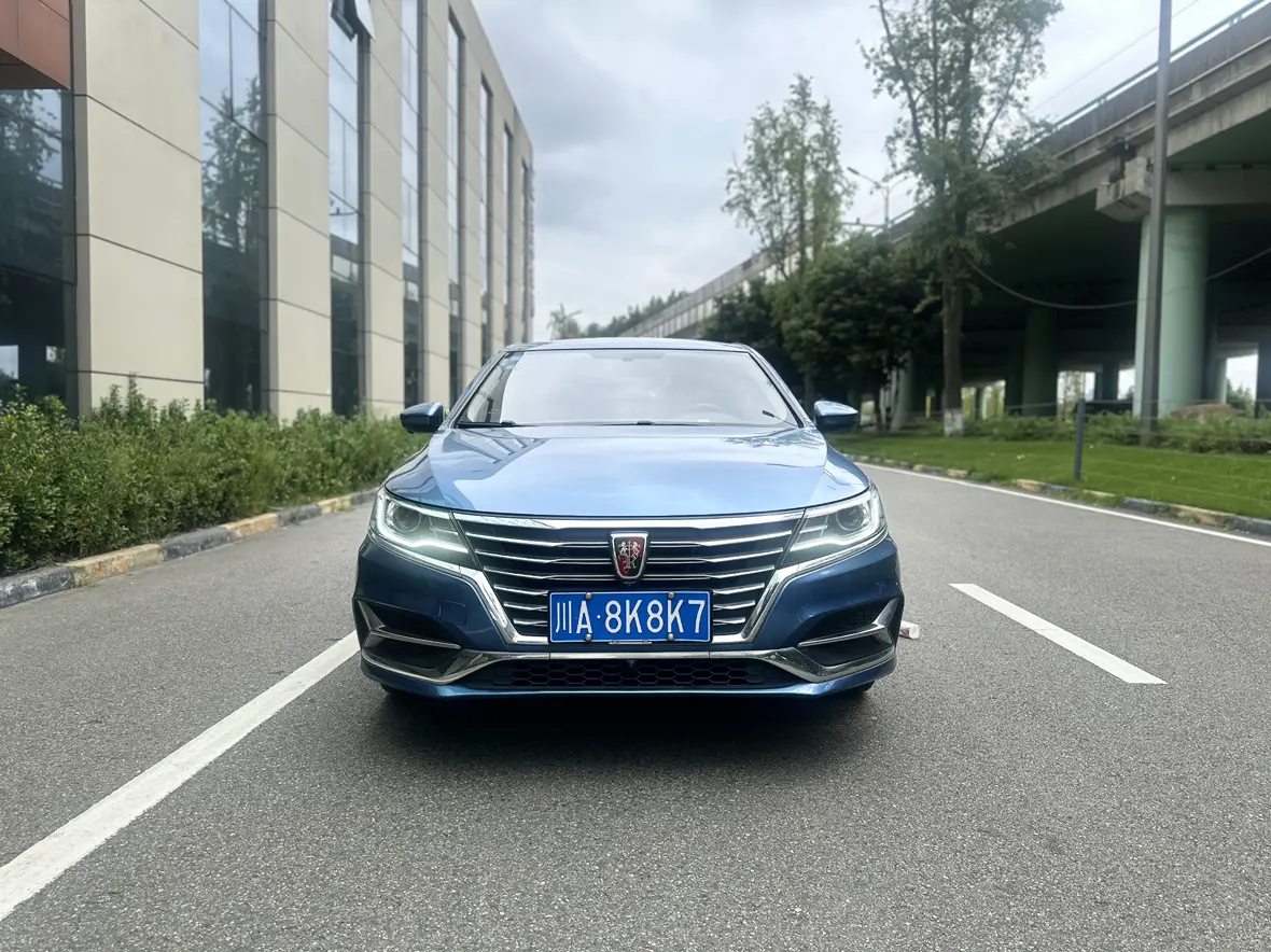 Roewe i6