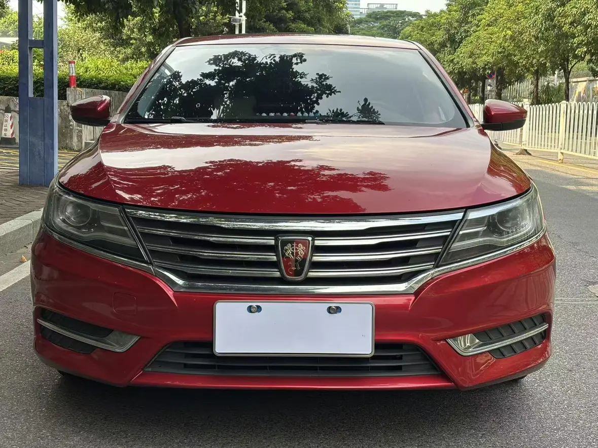Roewe i6  из Китая