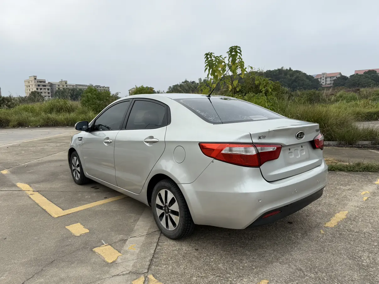 Kia K2