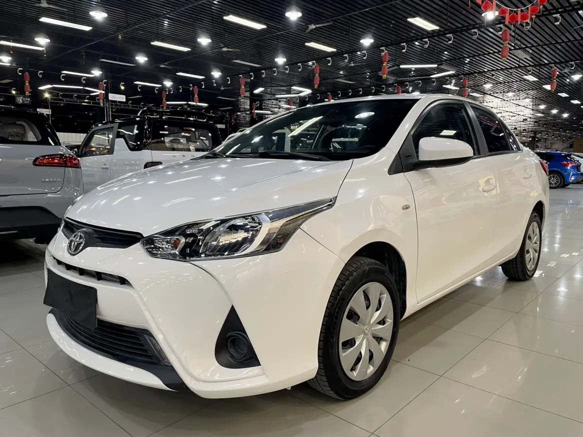 Toyota YARiS L Enjoy