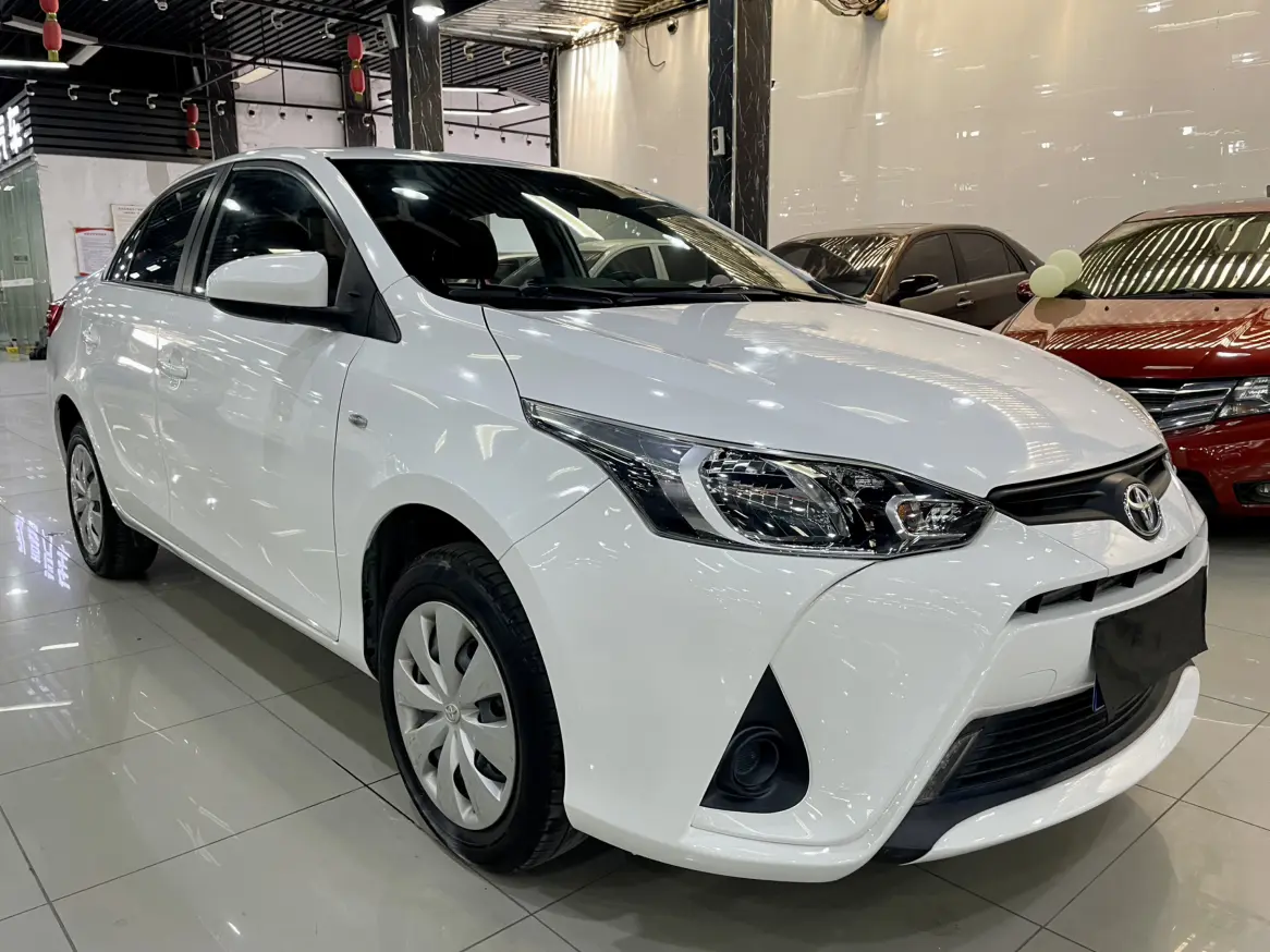 Toyota YARiS L Enjoy