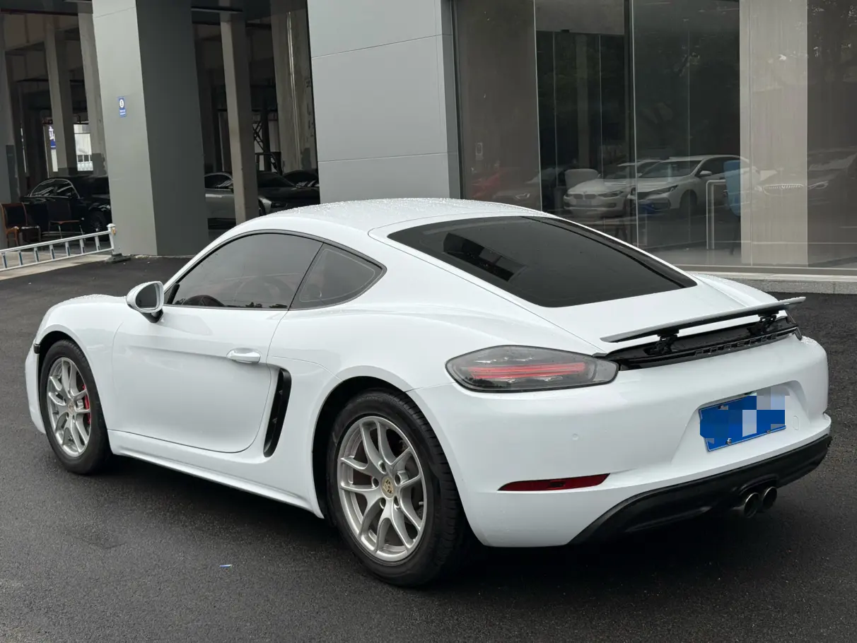 Porsche 718