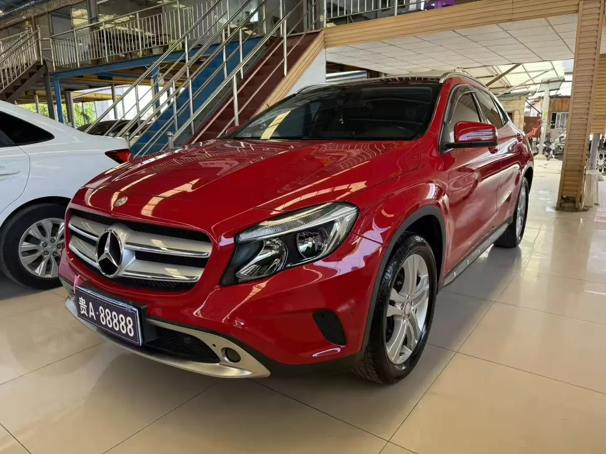 Mercedes-Benz GLA  из Китая