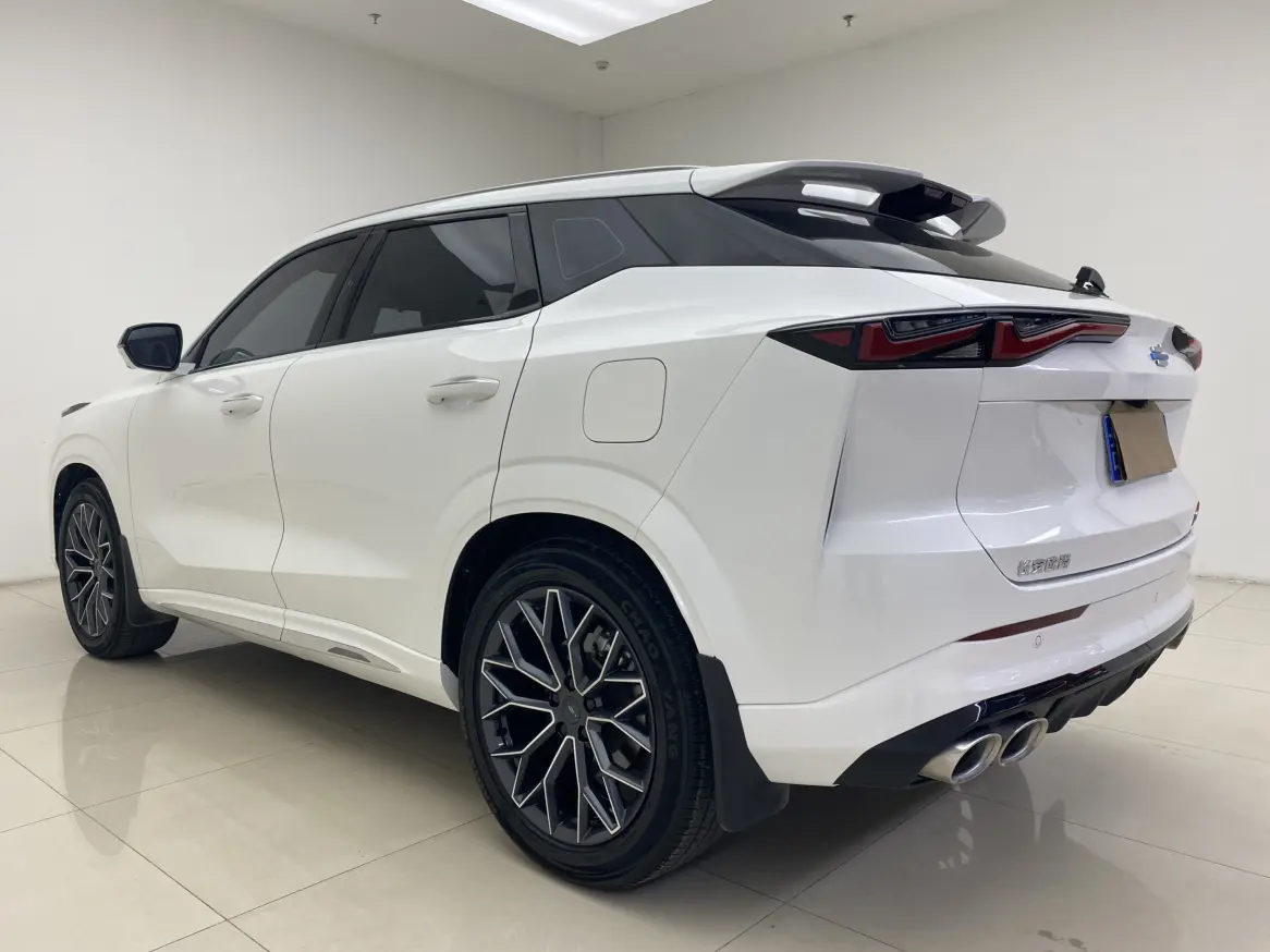 Oshan Changan Auchan Z6