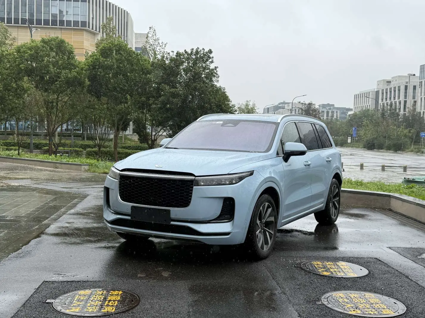 Li ONE (Ideal ONE)  из Китая